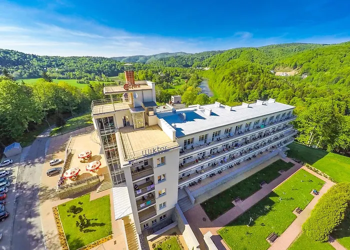 Üdülőközpont Sanatorium Uzdrowiskowe Wiktor Cechini Żegiestów Zdrój